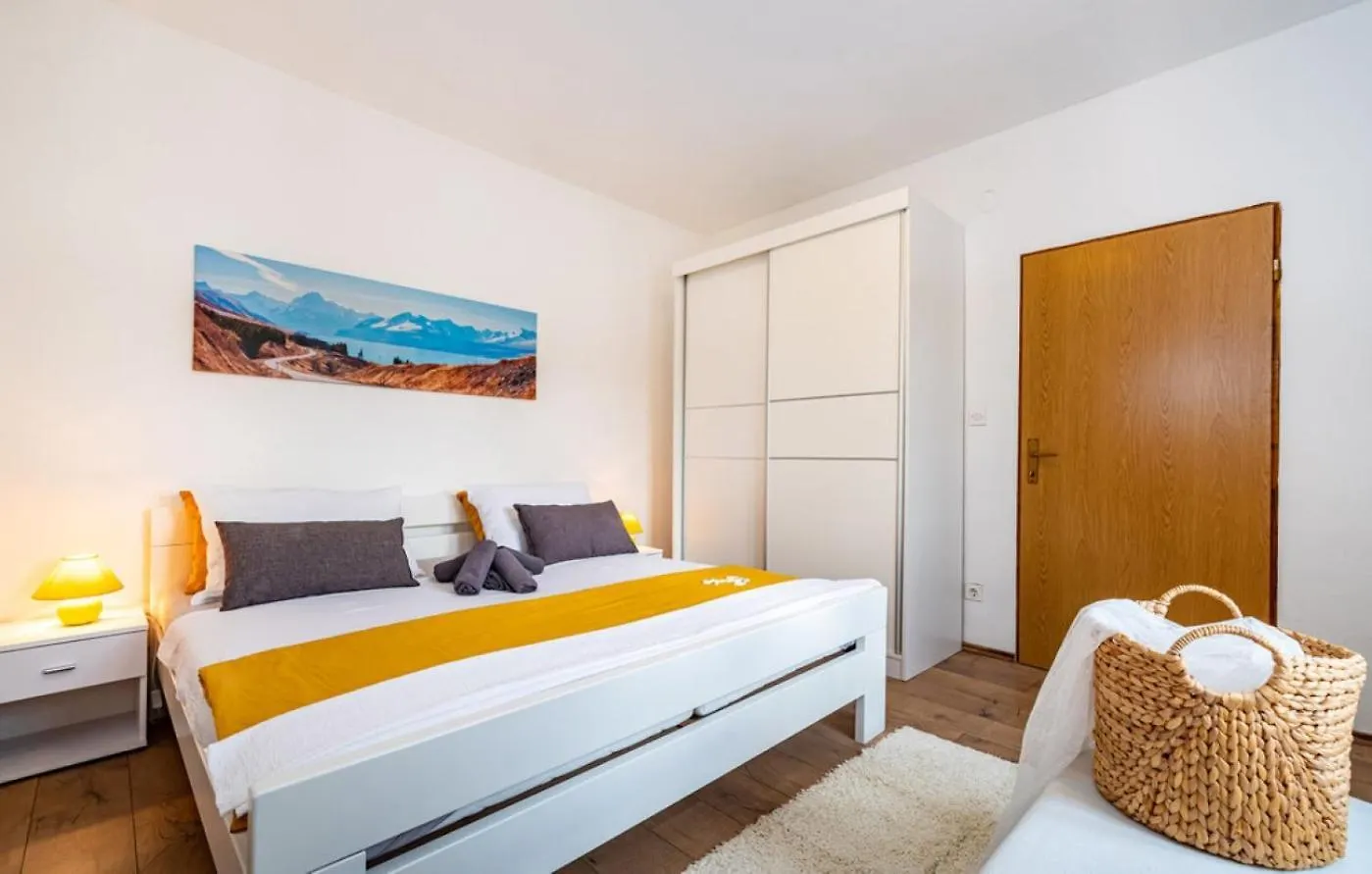 Holiday Home Zelengrad